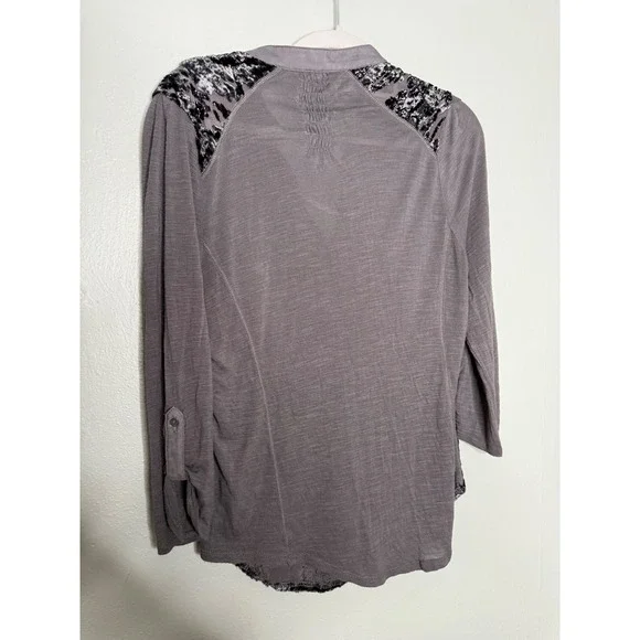 Anthropologie Tiny Kitsalano velvet & silk blend burnout blouse button down - Picture 9 of 13
